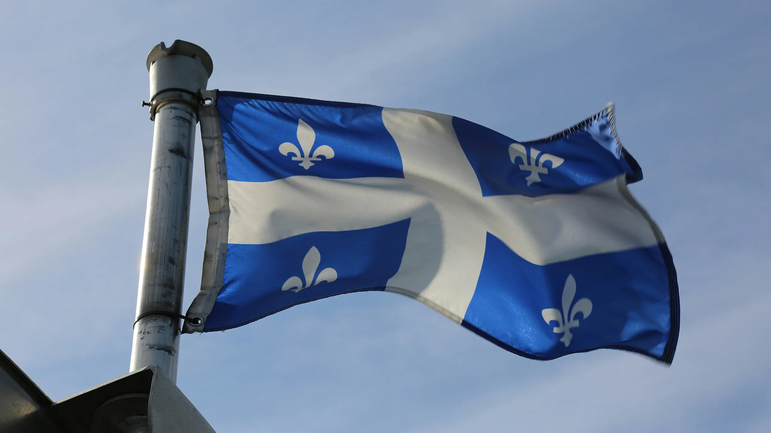 Drapeau Quebec 2560 x 1440